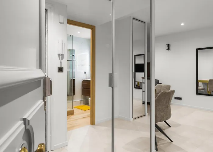 Апартаменти Regina Антіб